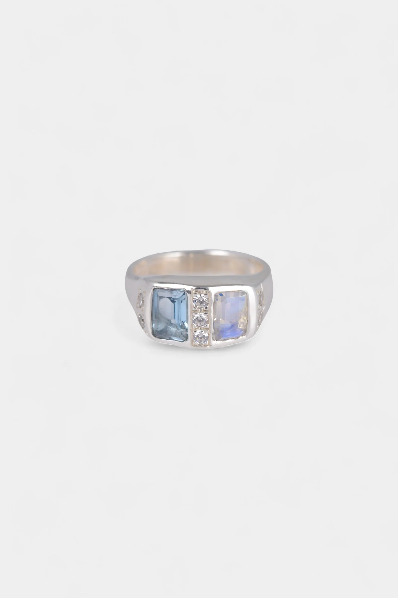 Moony Topaz Ring - Image 6