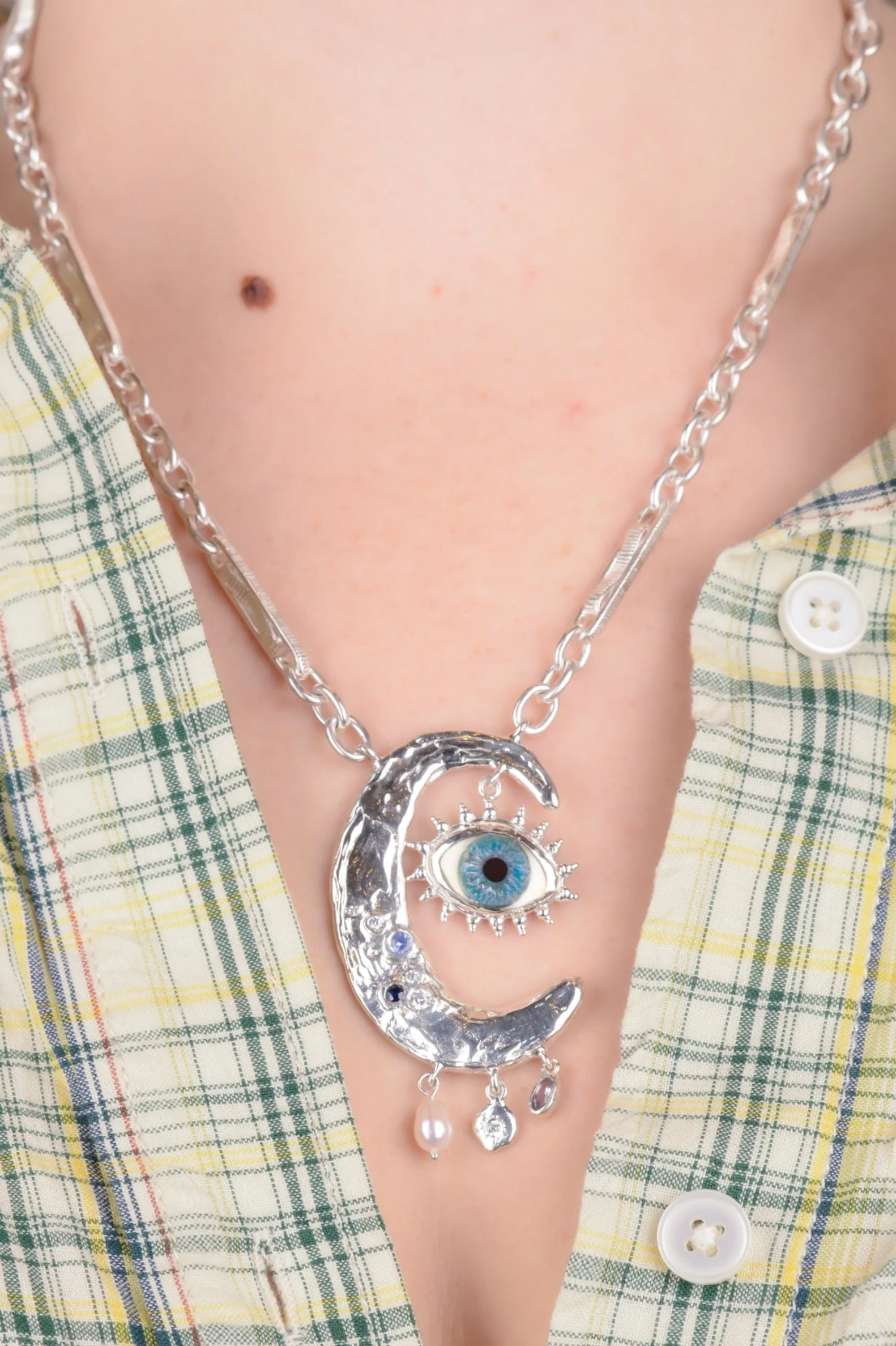 Night Vision Necklace - Image 2