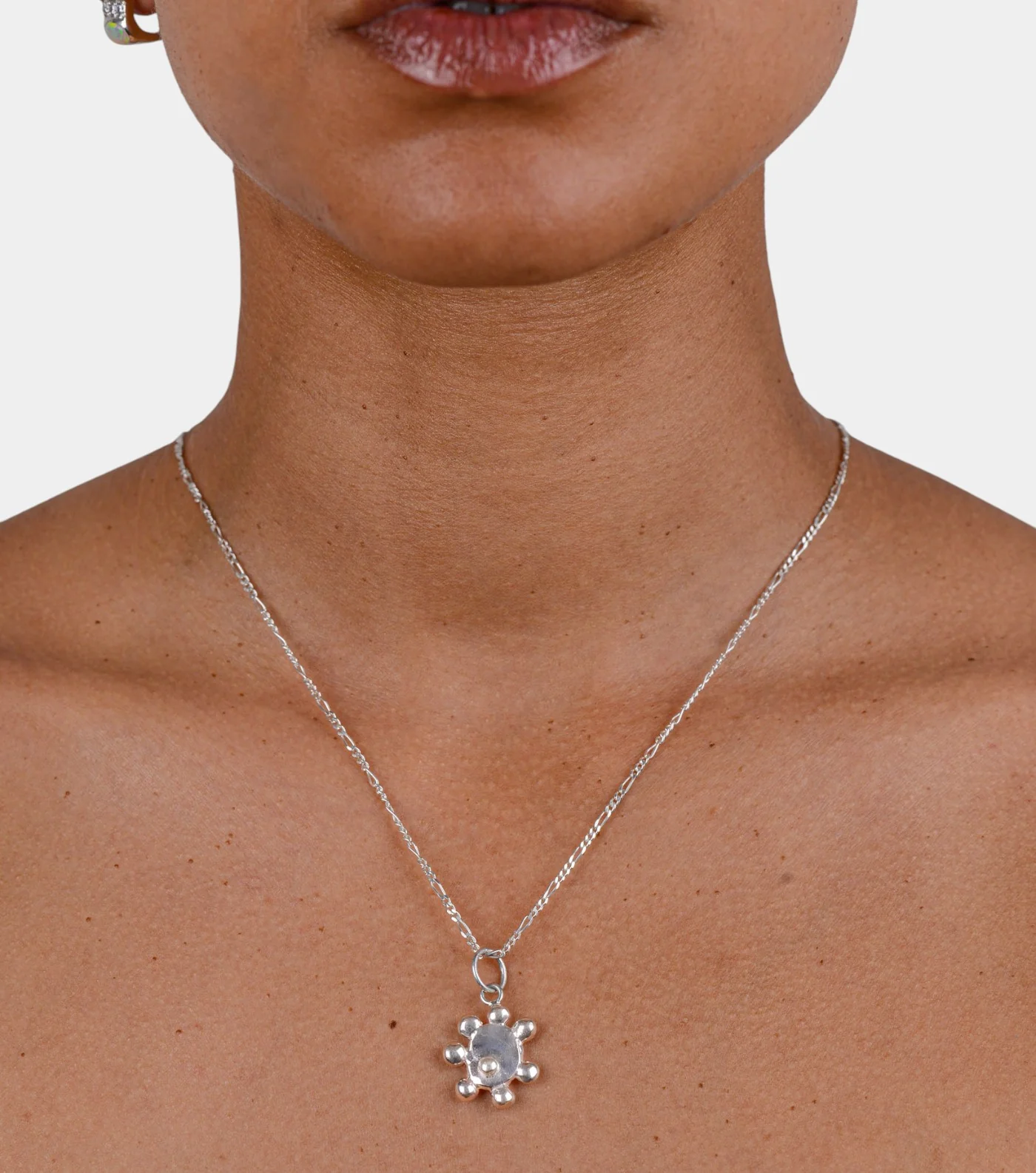 Roly Poly Pendant - Image 4