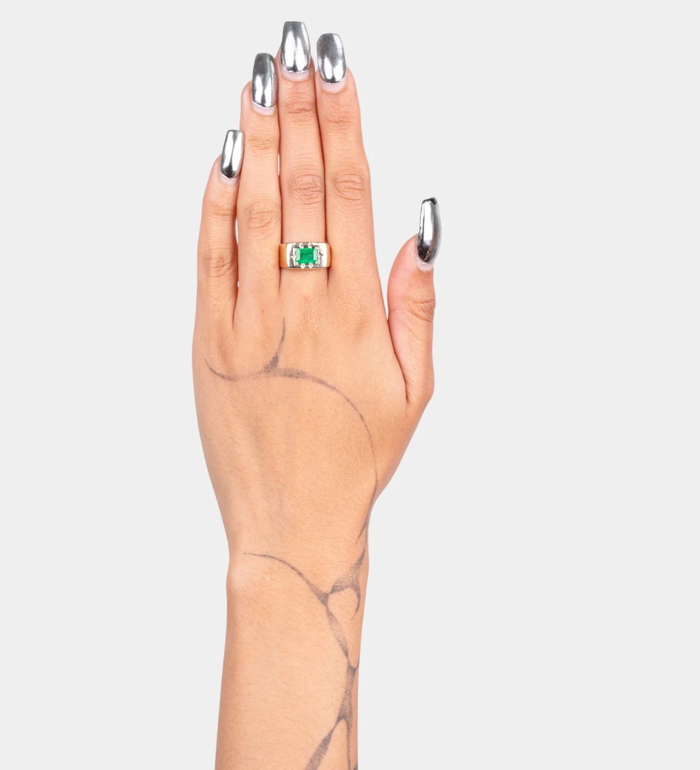 The Gilded Emerald Signet - Image 4