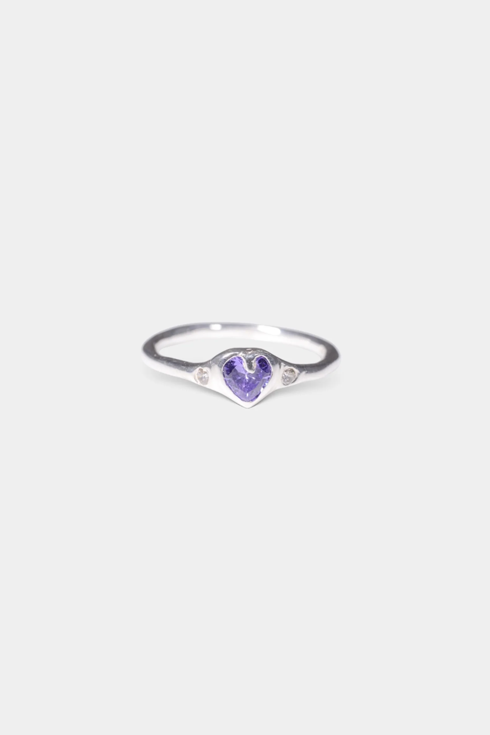 Tiny Heart Ring - Image 6